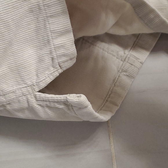 VINTAGE Corduroy American Eagle Outfitters Off-White Shorts Sz 6 EUC - Picture 5 of 13